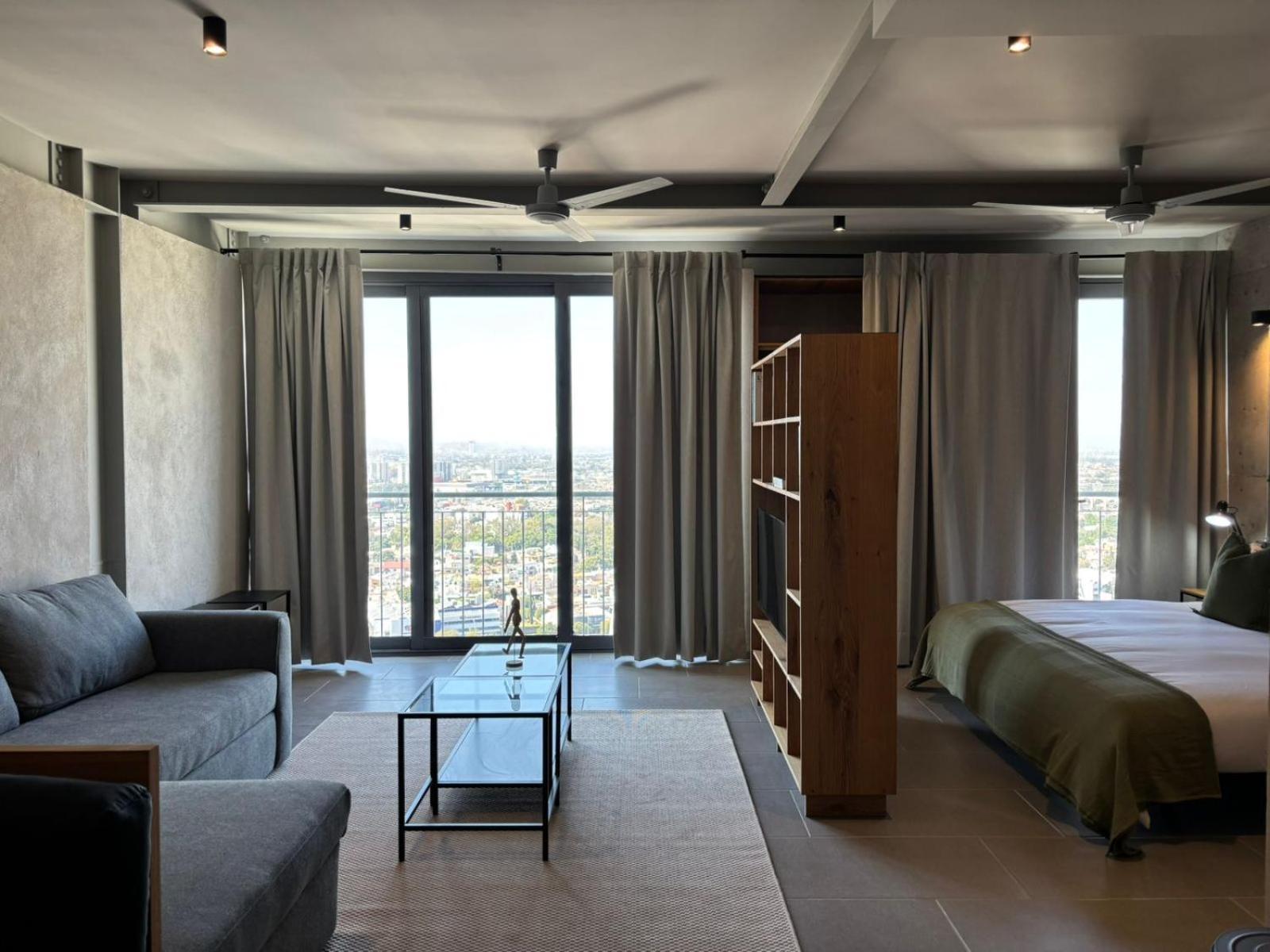 Departamentos Y Suites Indigo Querétaro Exteriör bild